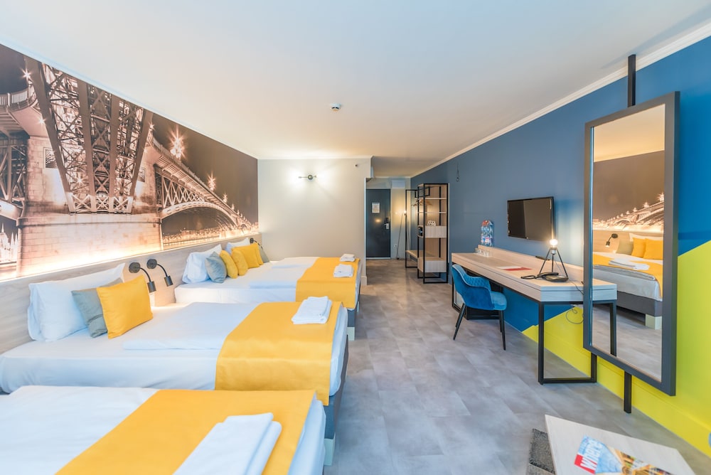 Impulso Hotel by Mellow Mood Hotels 8/67