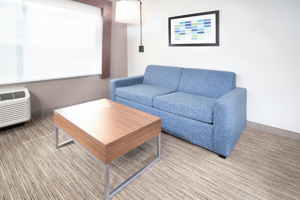 Holiday Inn Express Suites Rock Hill An Ihg Hotel 27/49
