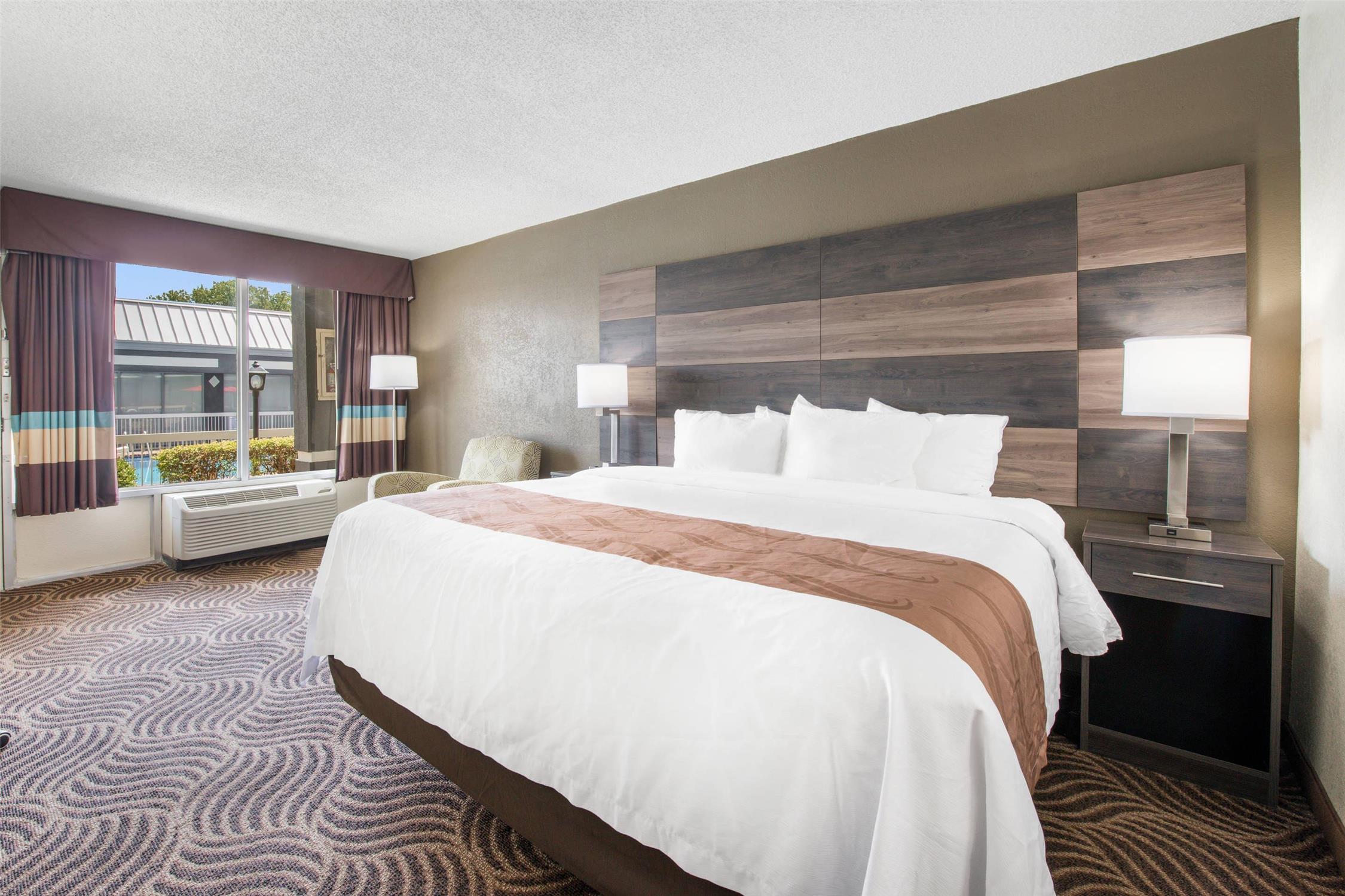 Room, Double Bed, Accessible