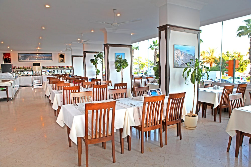 Cimen Hotel 29/50