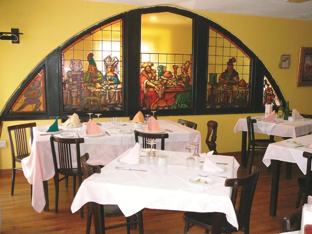 La Casona de Jovellanos 41/59
