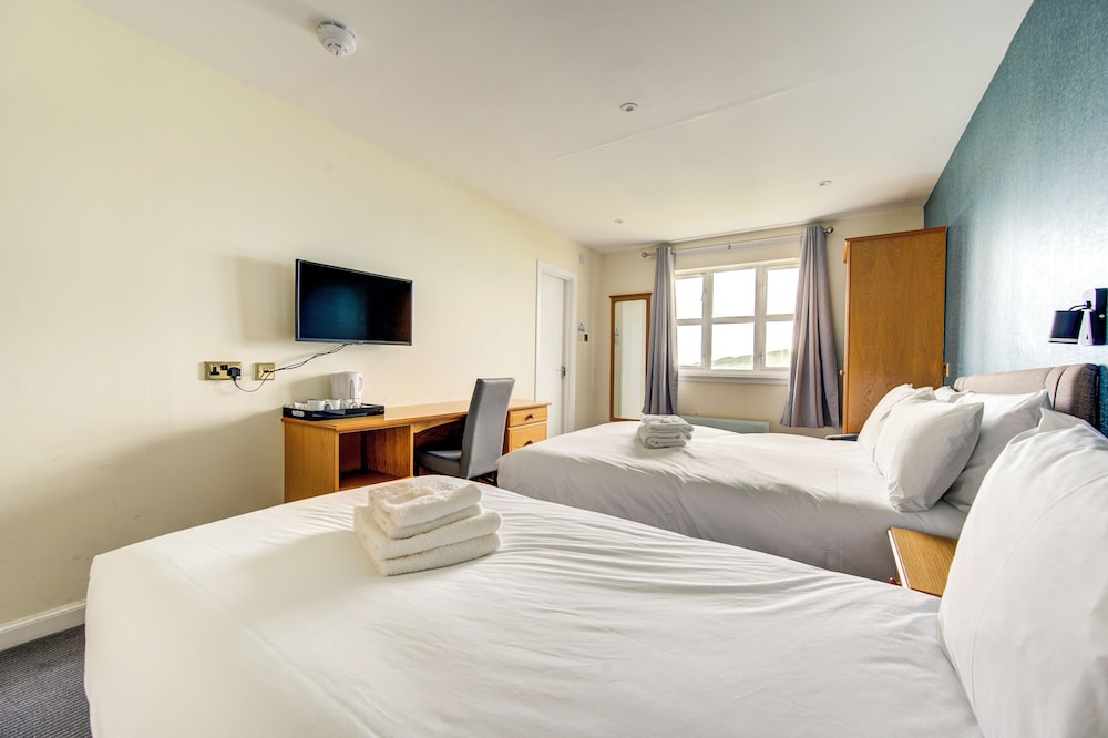 Morar Hotel 8/50