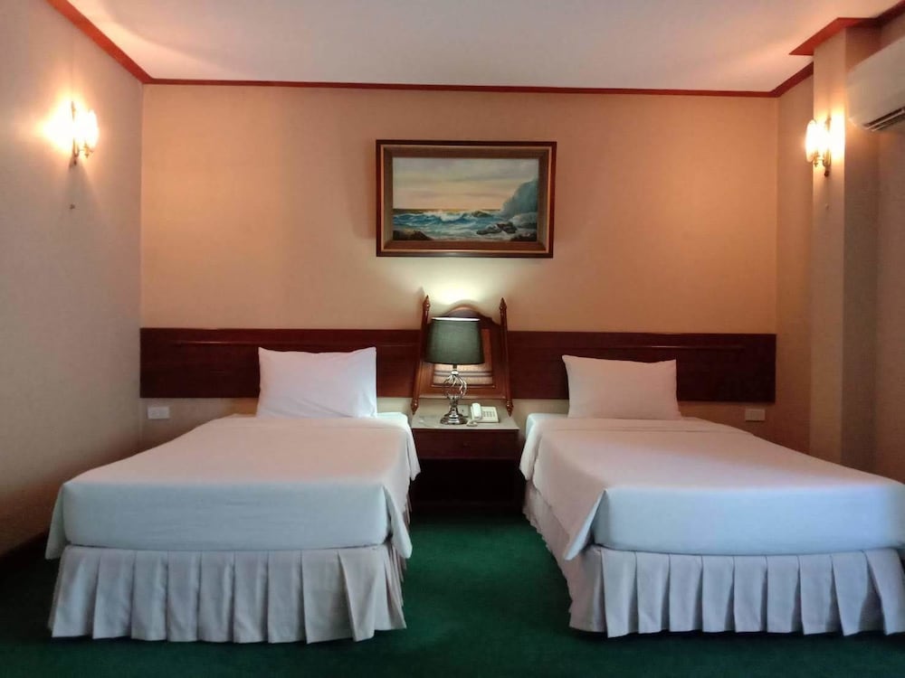 Baan Busarin Hotel 14/46