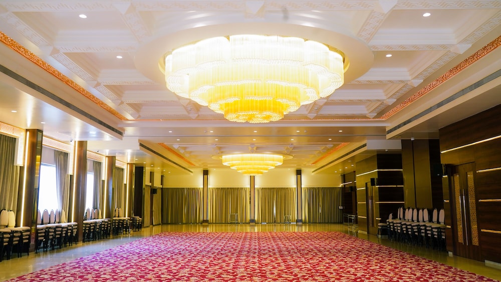 Mastiff Grand The Sia Palace Suites & Banquets, Khopoli 13/61