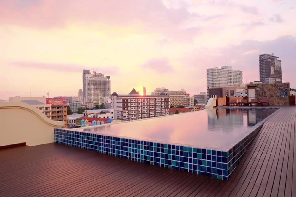 D Hotel Pattaya 32/40