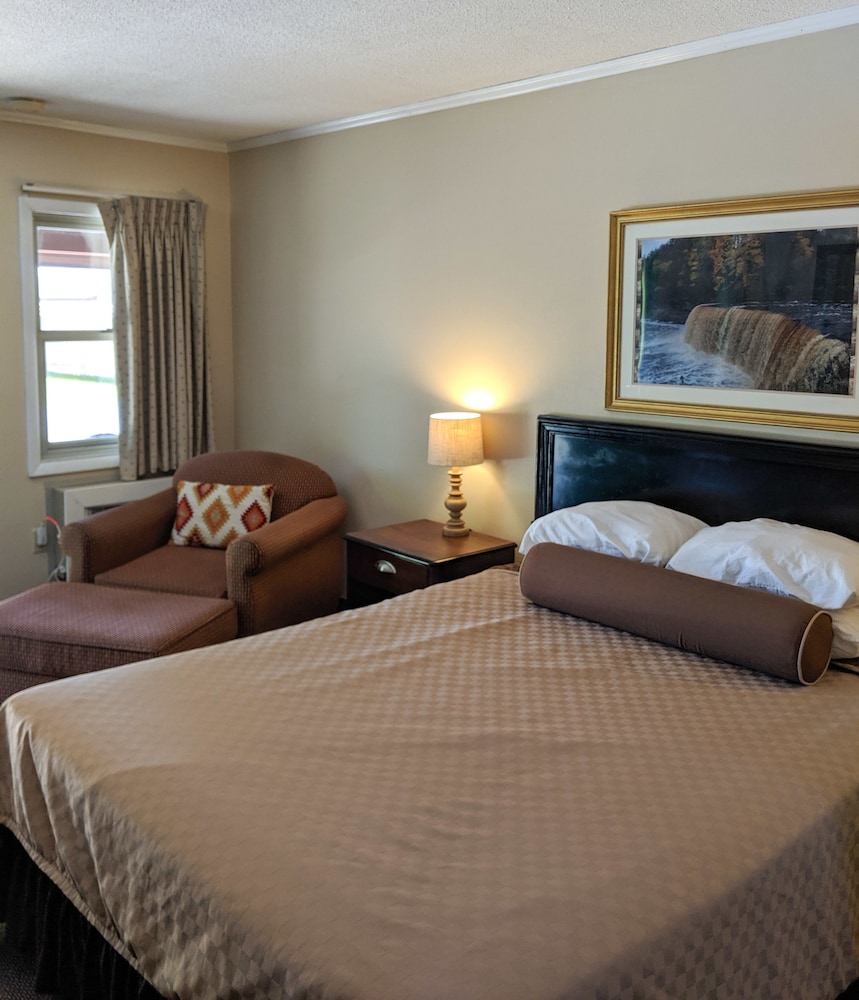 Cedar Hill Lodge 20/64