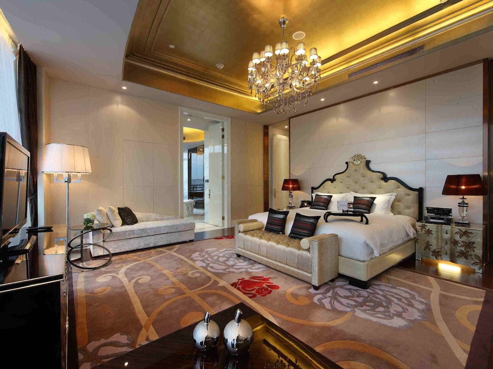 Sofitel Guangzhou Sunrich 46/76