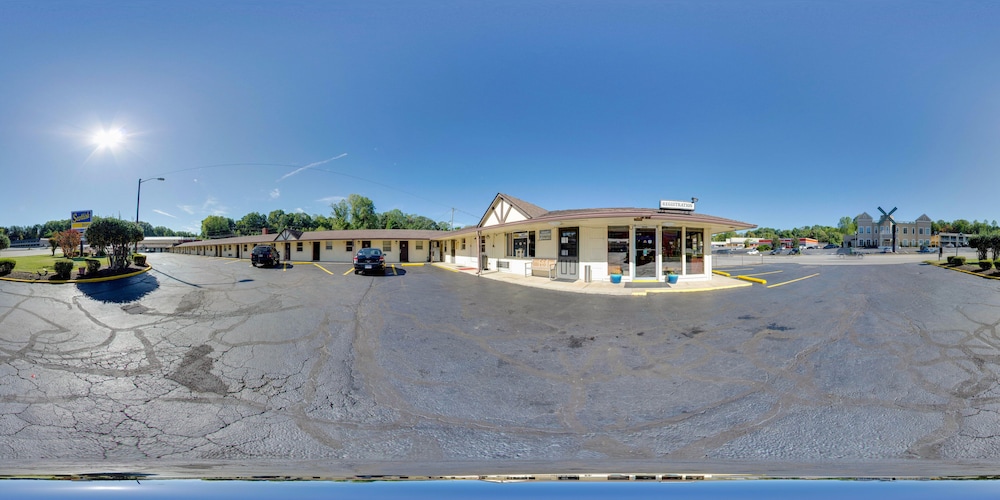 Knights Inn Collinsville Va 3/39