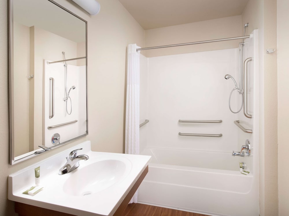 Extended Stay America Suites - Denver – Airport 41/43