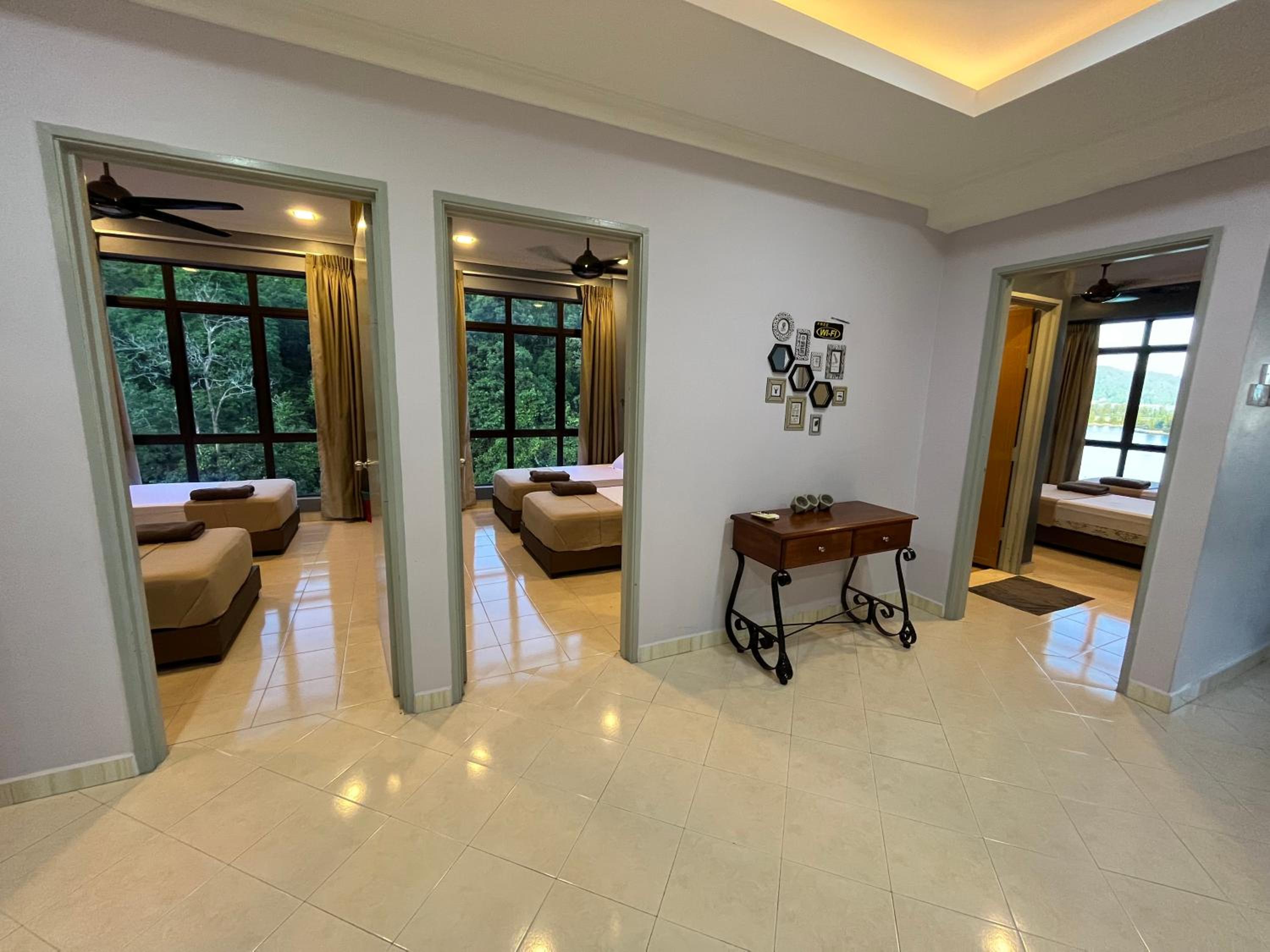 Marina Cove Resort 33/48
