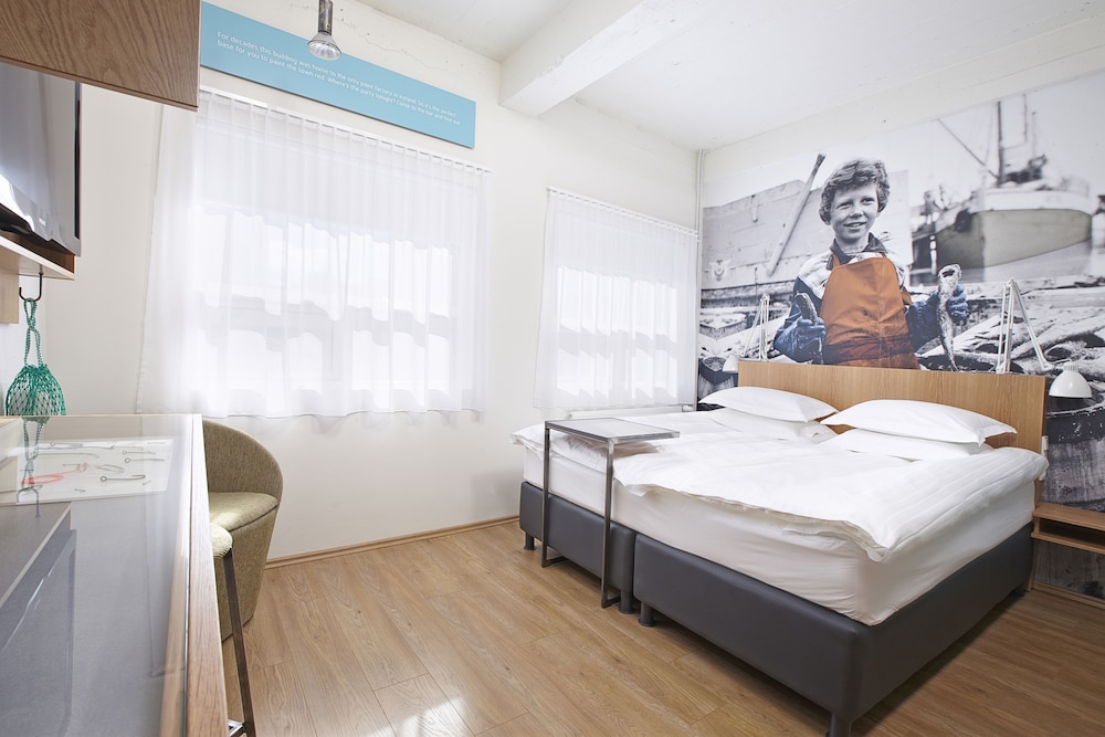 Reykjavik Marina - Berjaya Iceland Hotels 13/50