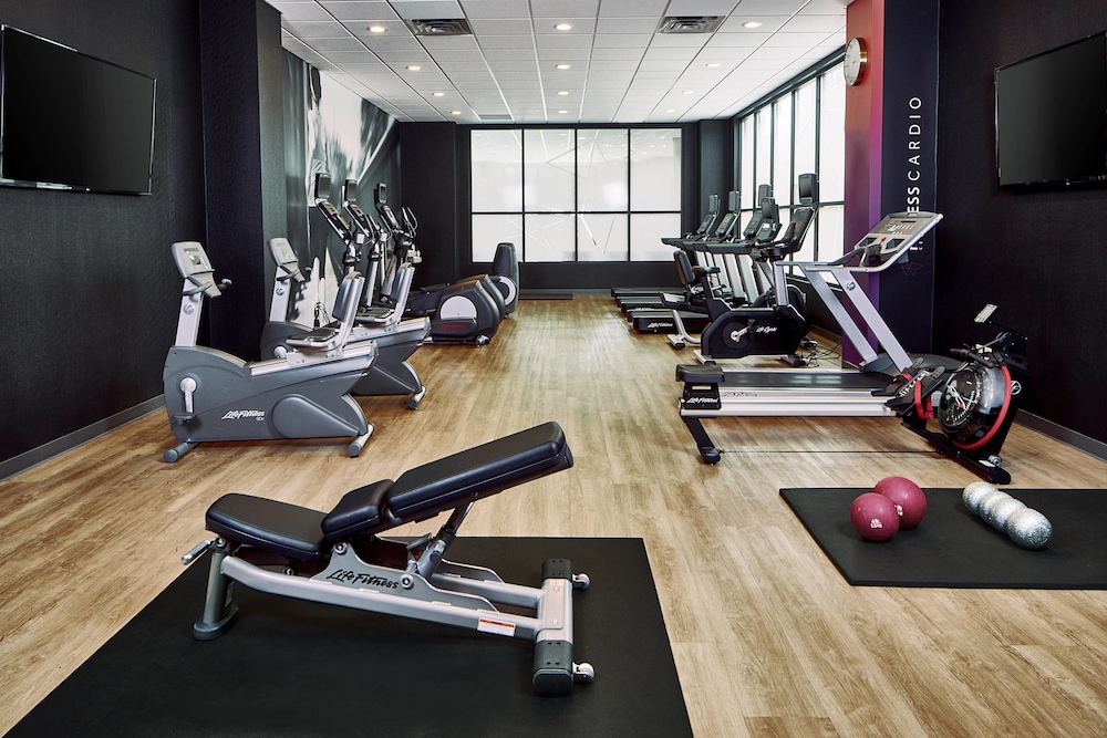 Courtyard By Marriott Minneapolis West 24/51