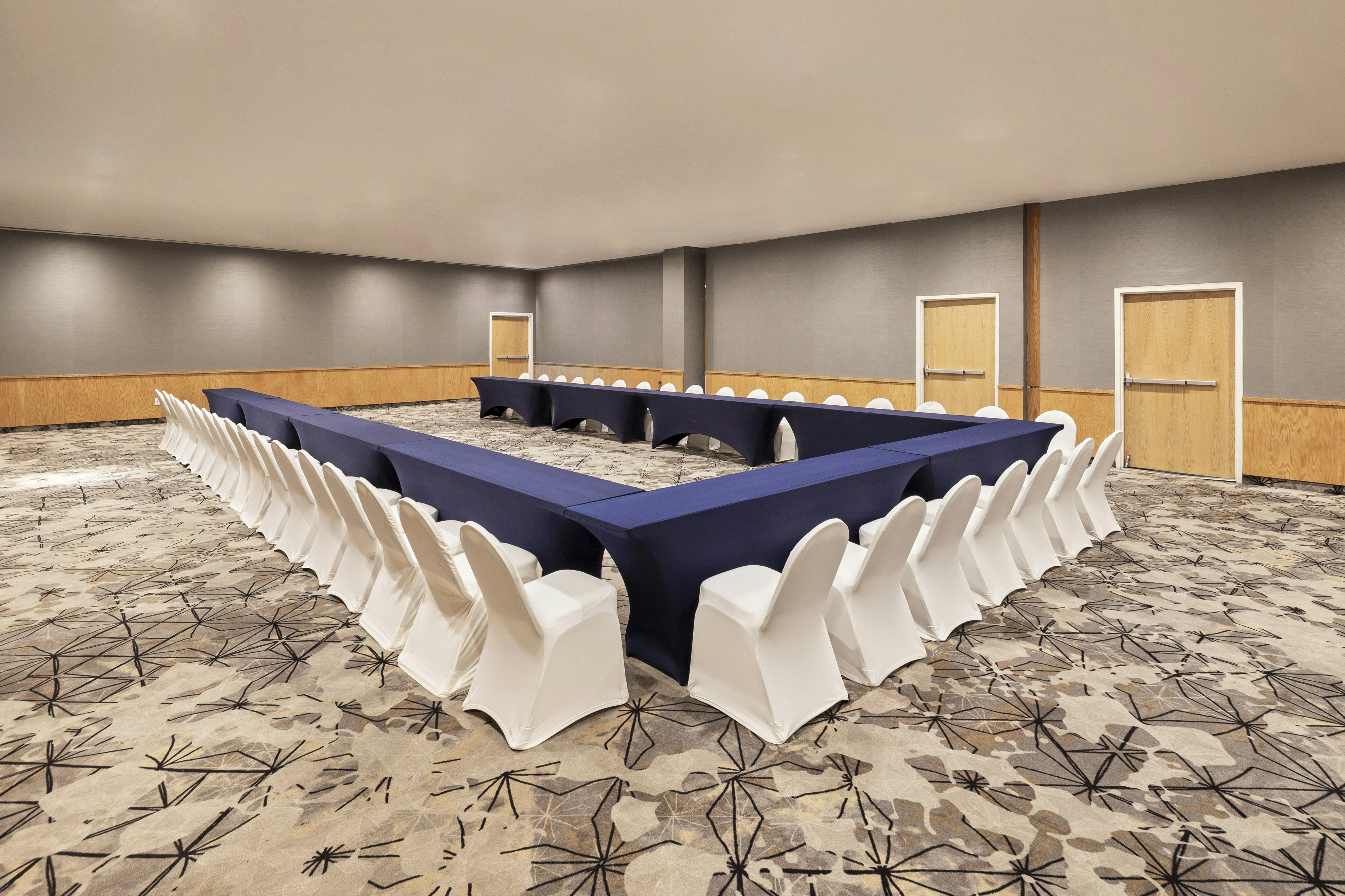 Fiesta Inn Express Forum Buenavista 64/73