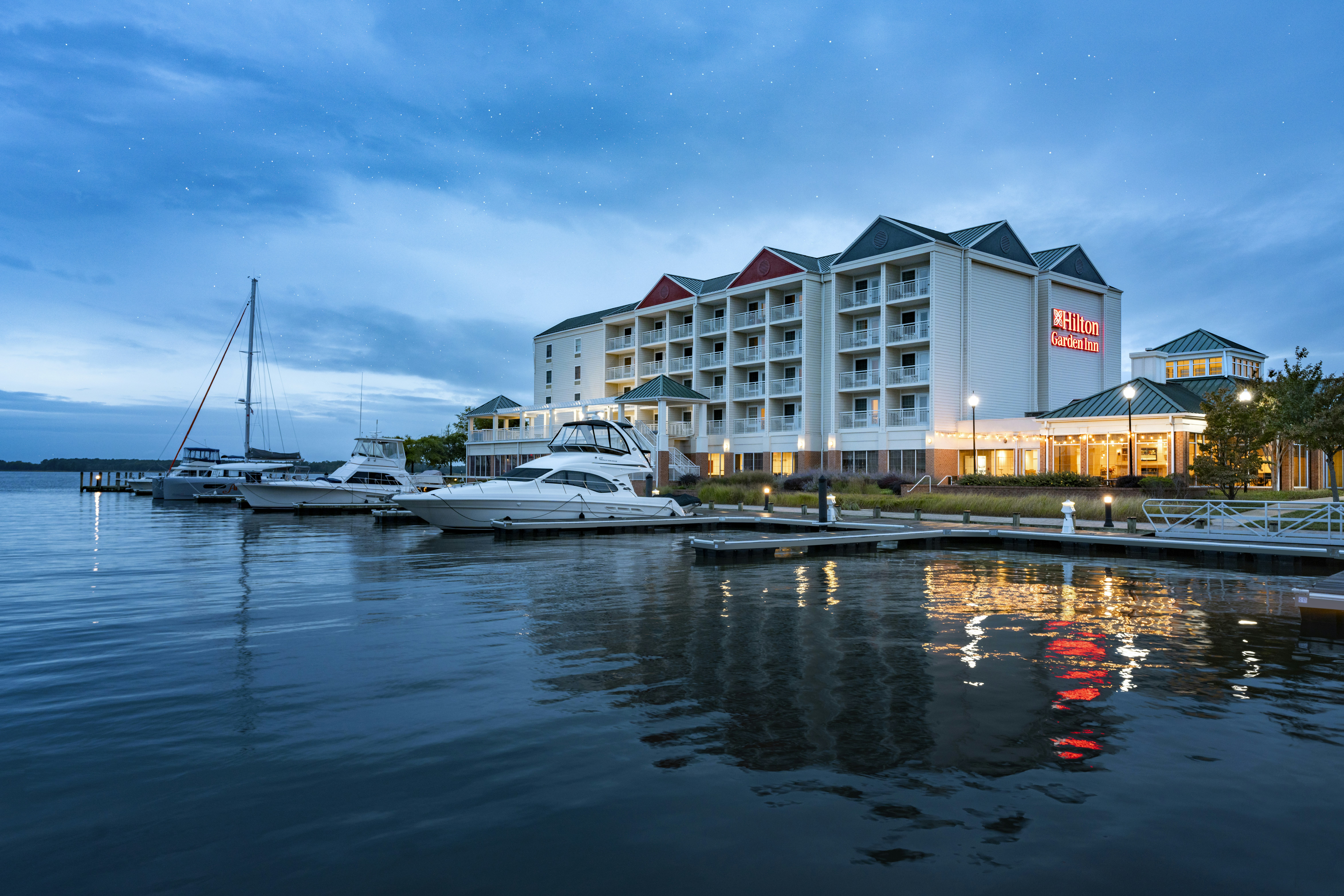 Hilton Garden Inn Kent Island Marina 48/51