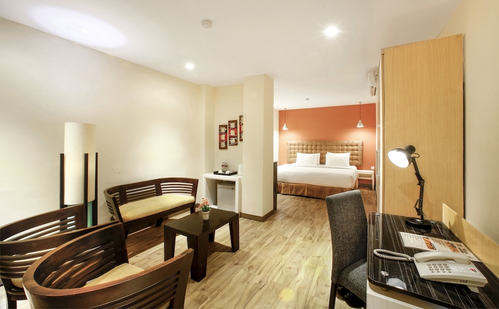 Rivavi Hotel 42/65