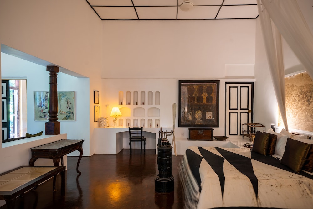 Lunuganga Estate 18/49