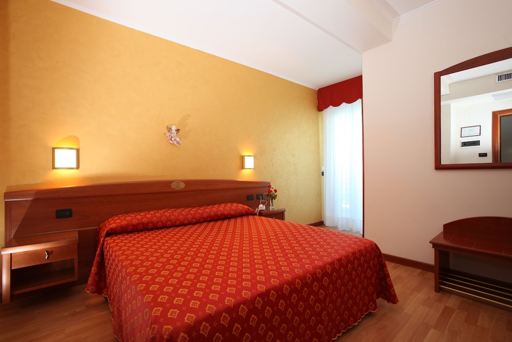 Hotel Helios 16/56