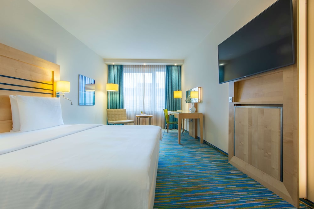 Radisson Blu Hotel, Hamburg Airport 17/66