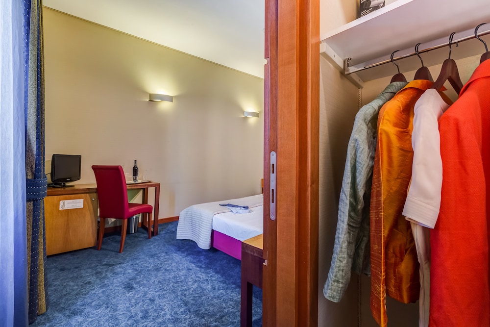 Rovati Guest House 10/29