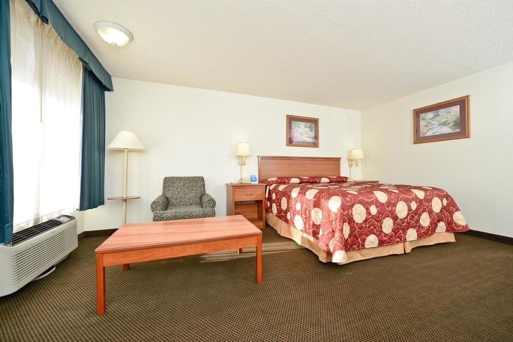 Econo Lodge Oklahoma City Northeast 9/28