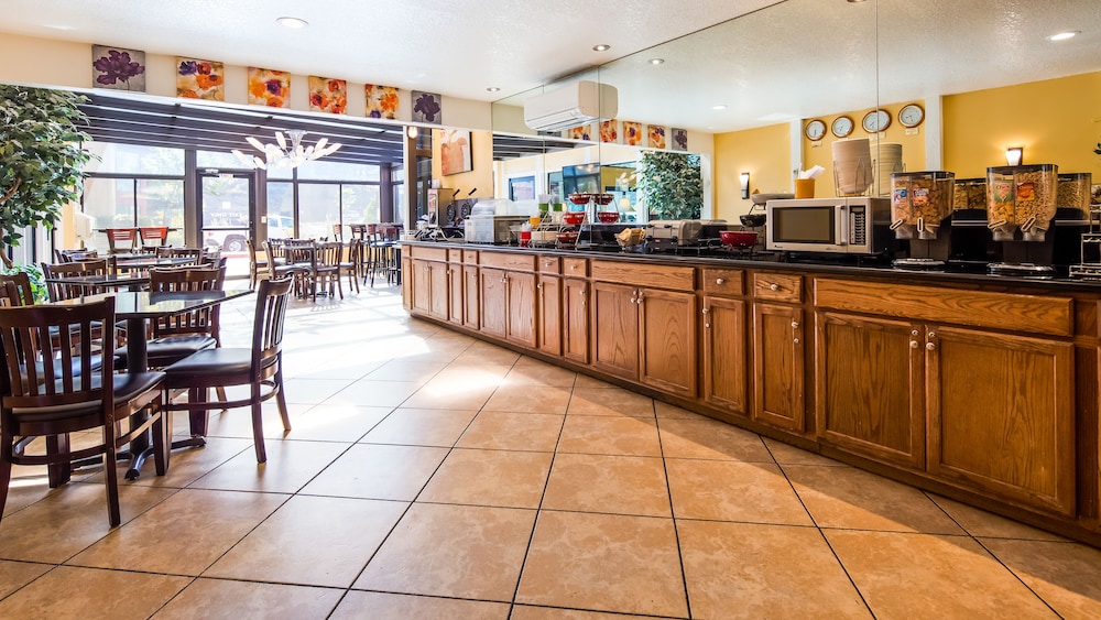 Best Western Plus Placerville Inn 43/49