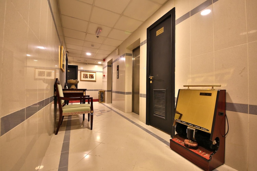 Midtown Furnished Apartments 10/34