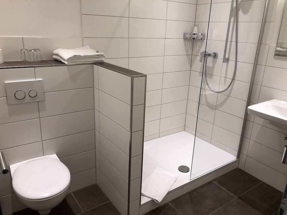 Hotel-Gasthof Flötzinger Bräu 19/21
