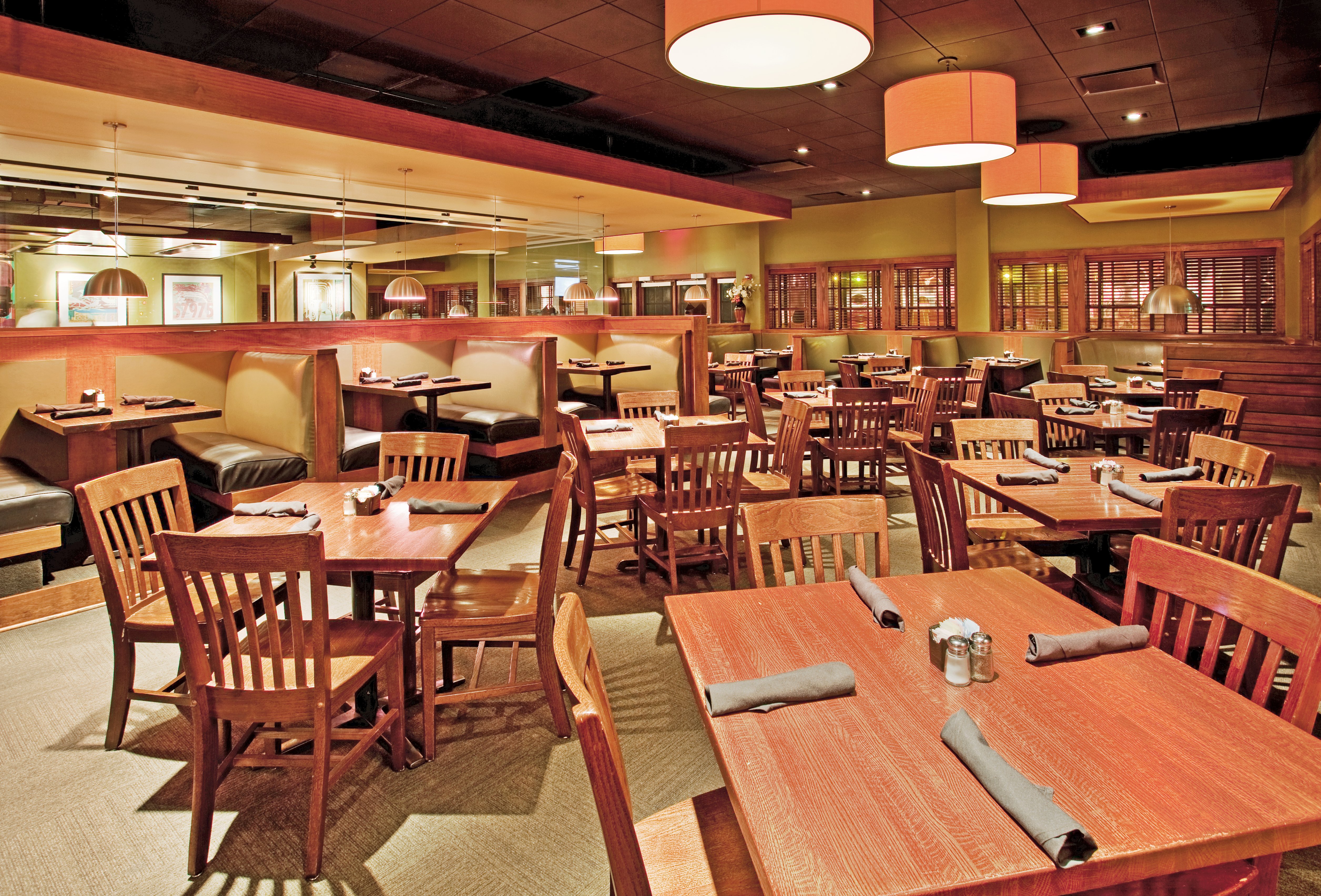 Holiday Inn Manhattan At The Campus 25/44