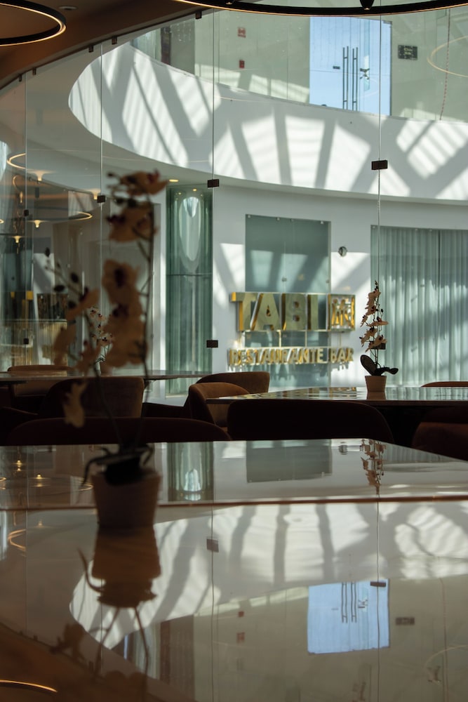 Hotel Casino Via Dorada 36/50