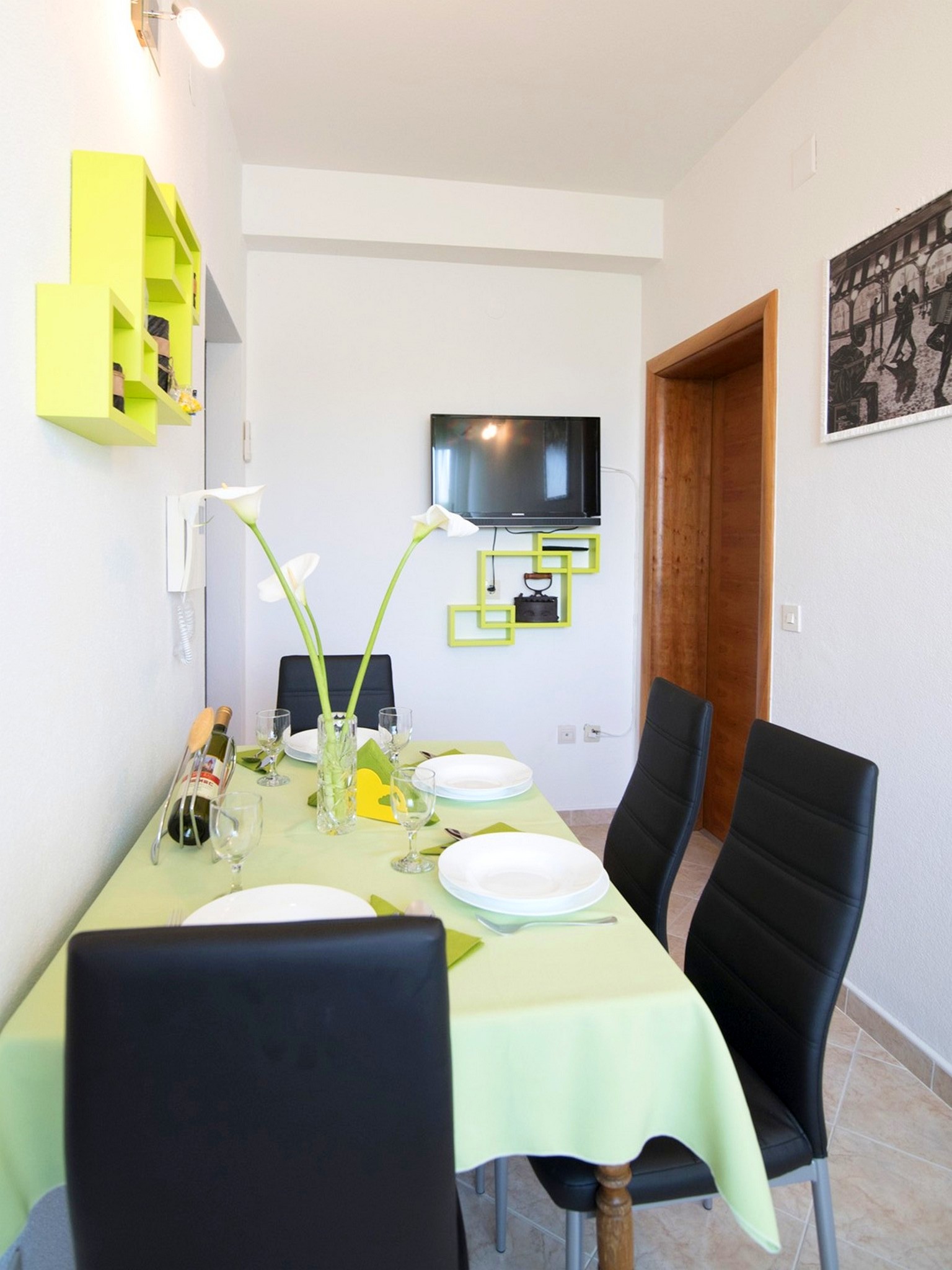 APARTMENTS ISKRA 23/33
