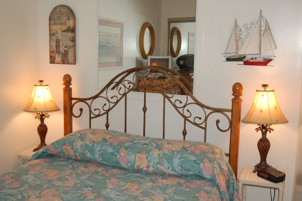 Myrtle Beach Resort by Beach Vacations 33/79
