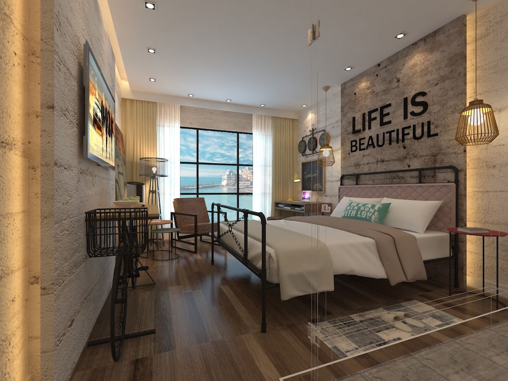 Shanghai Vintage Hotel Disneyland Branch 17/50