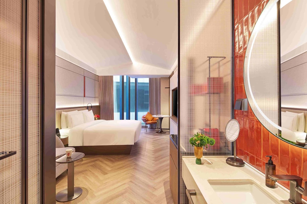 UrCove by HYATT Shanghai West Riverside 42/42