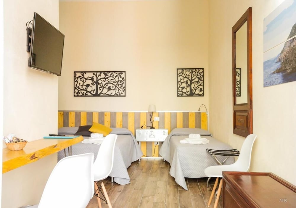 Colors of Cinque Terre - Guest House 21/46