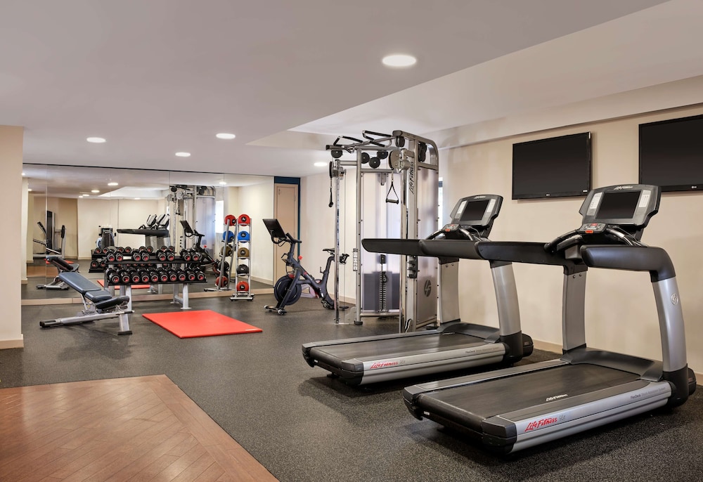 Doubletree By Hilton Lincoln 25/66