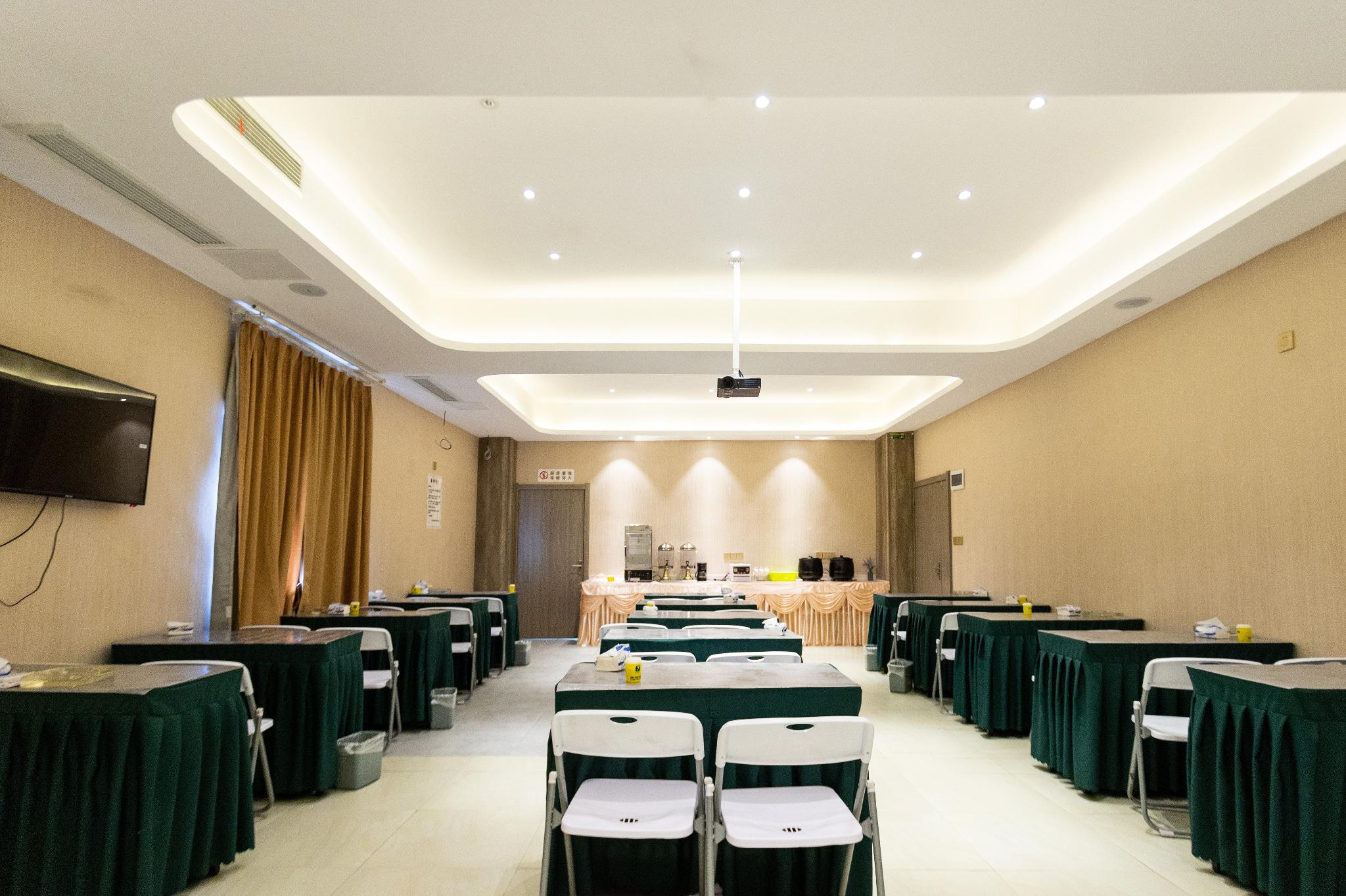 7 days premium hotel (Kaizhou District Government Plaza, Chongqing) 39/47