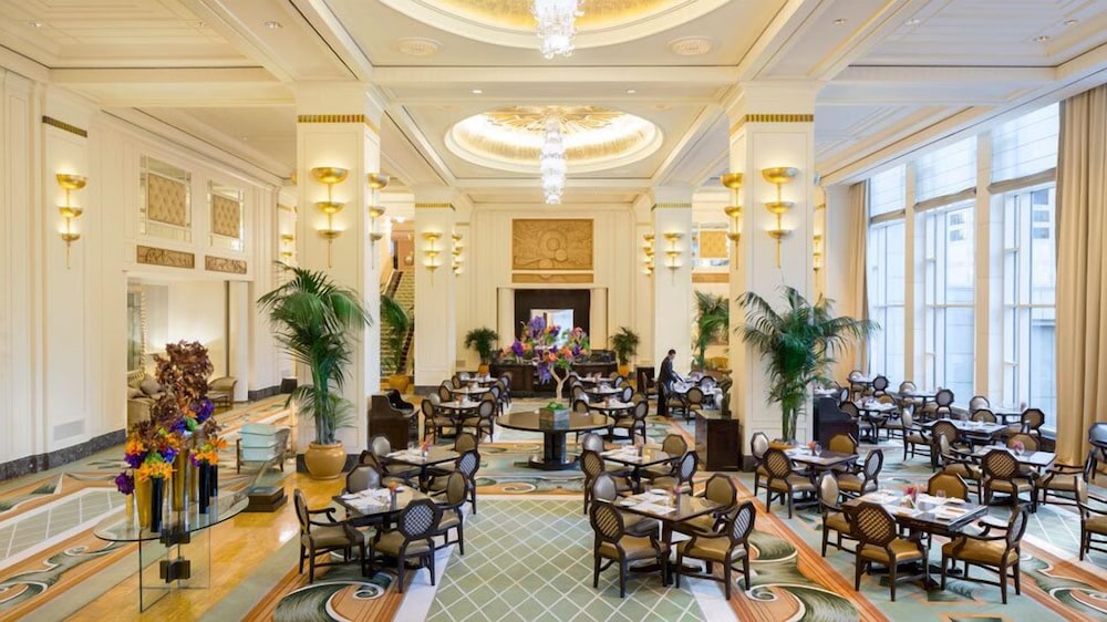 The Peninsula Chicago Hotel 48/55
