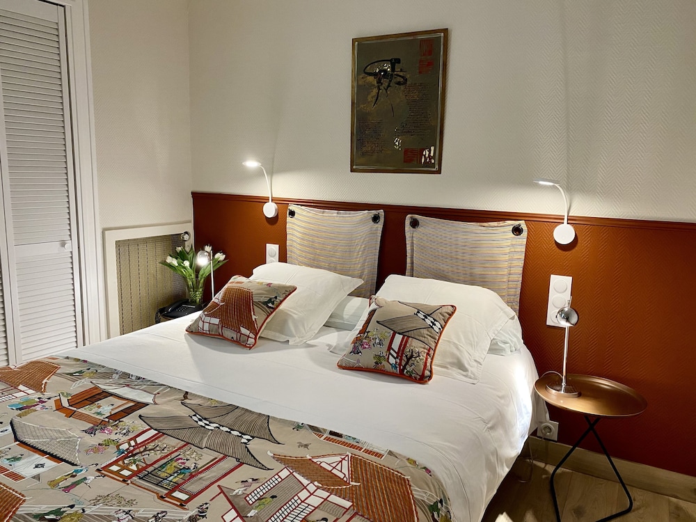Hotel Moderna 7/50
