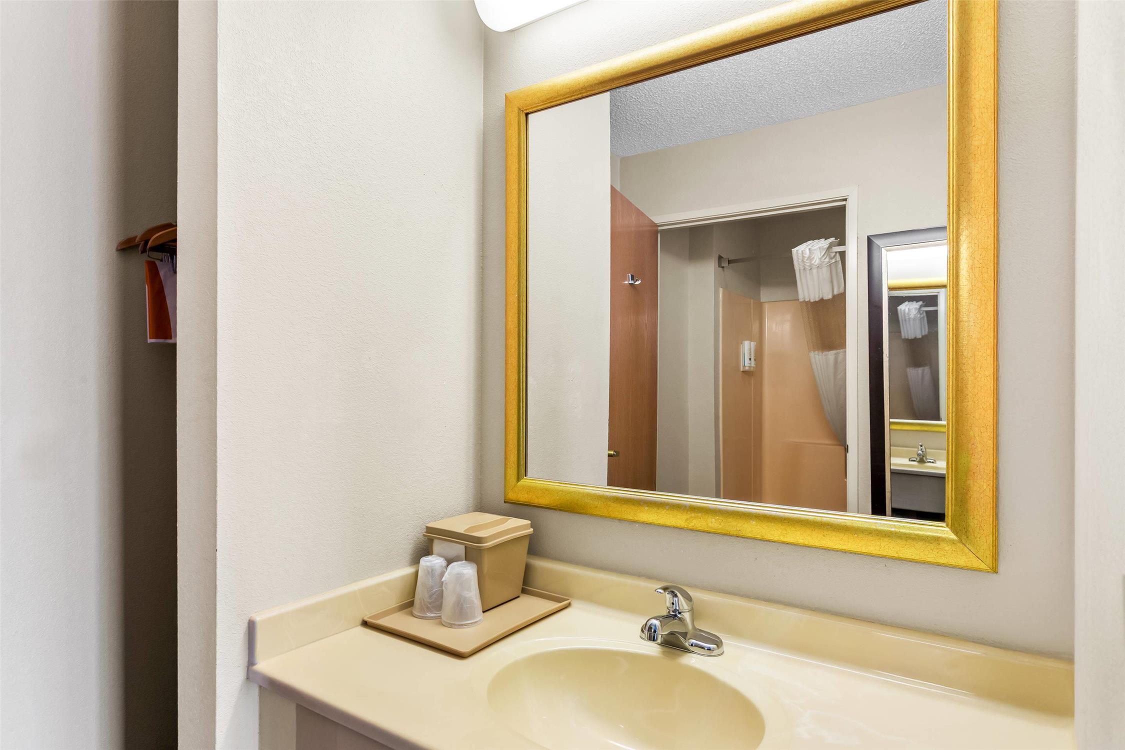 Quality Inn Sawyer, MI 35/35