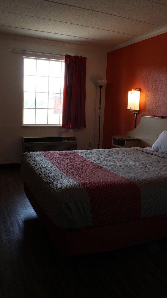 Motel6 Dayton, OH 22/27