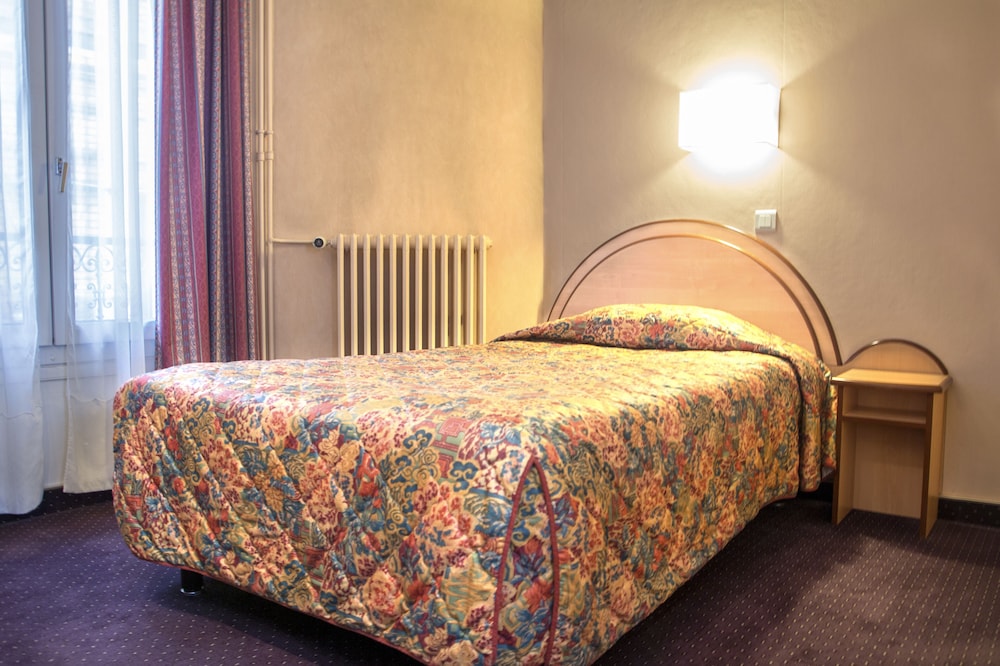 HOTEL TERMINUS MONTPARNASSE 15/63