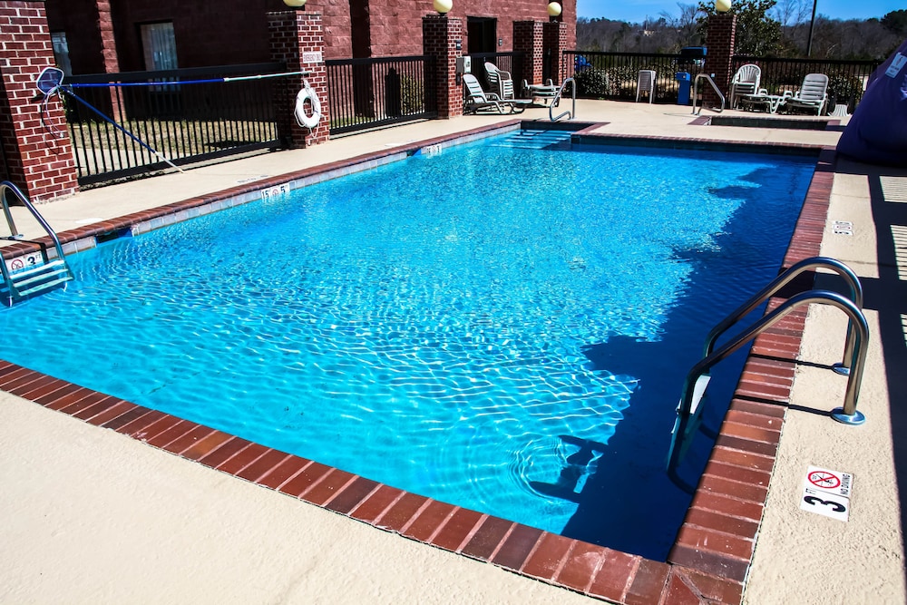 Hampton Inn & Suites Grenada 3/38