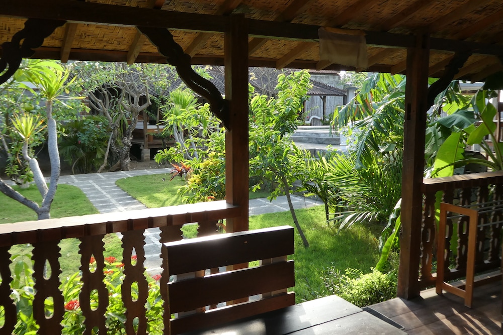 Classic Beach Villas 35/50