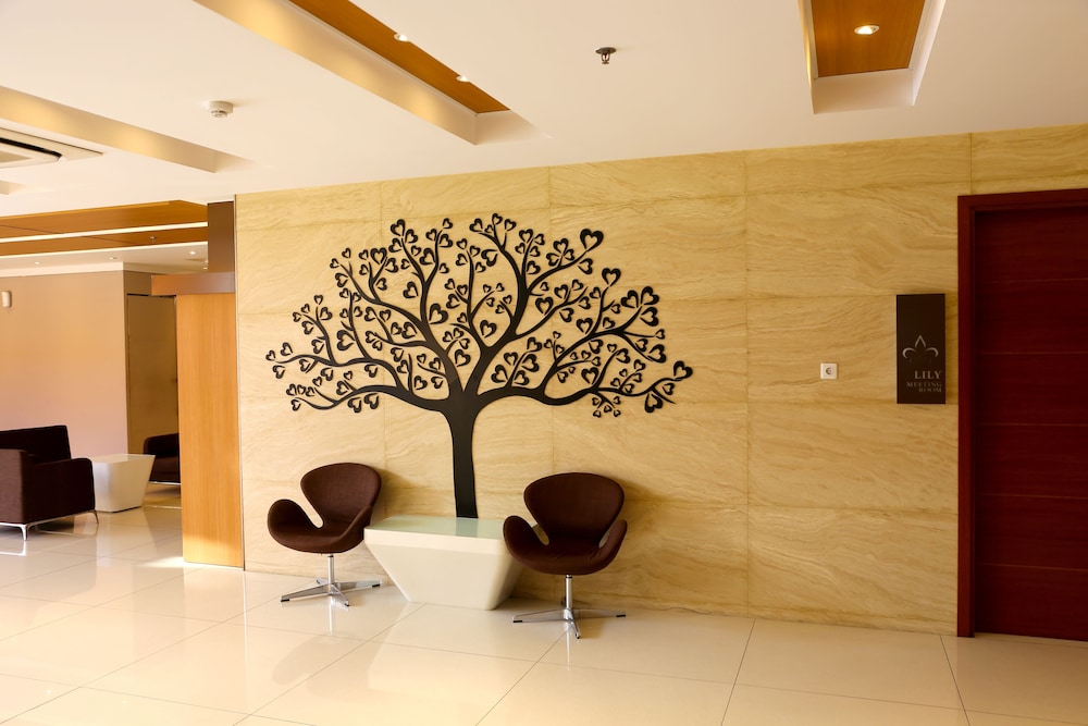 Grand Citihub Hotel Kajoetangan 12/61