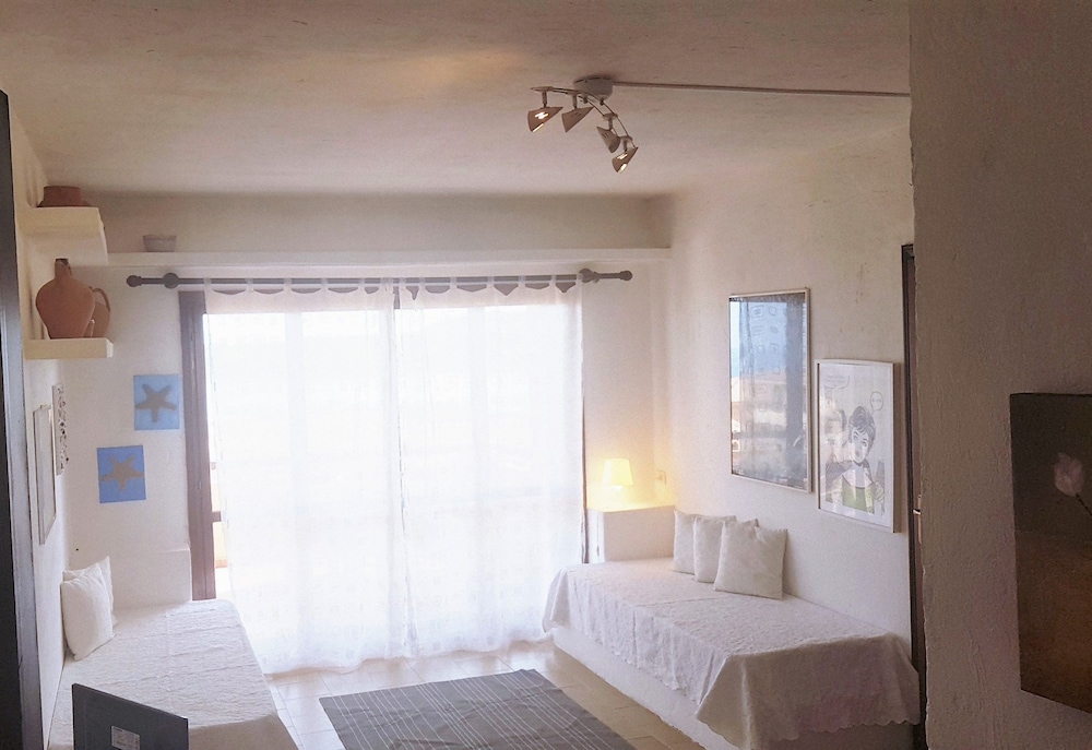 BAIA DE BAHAS - APARTMENTS AND RESORT 28/34