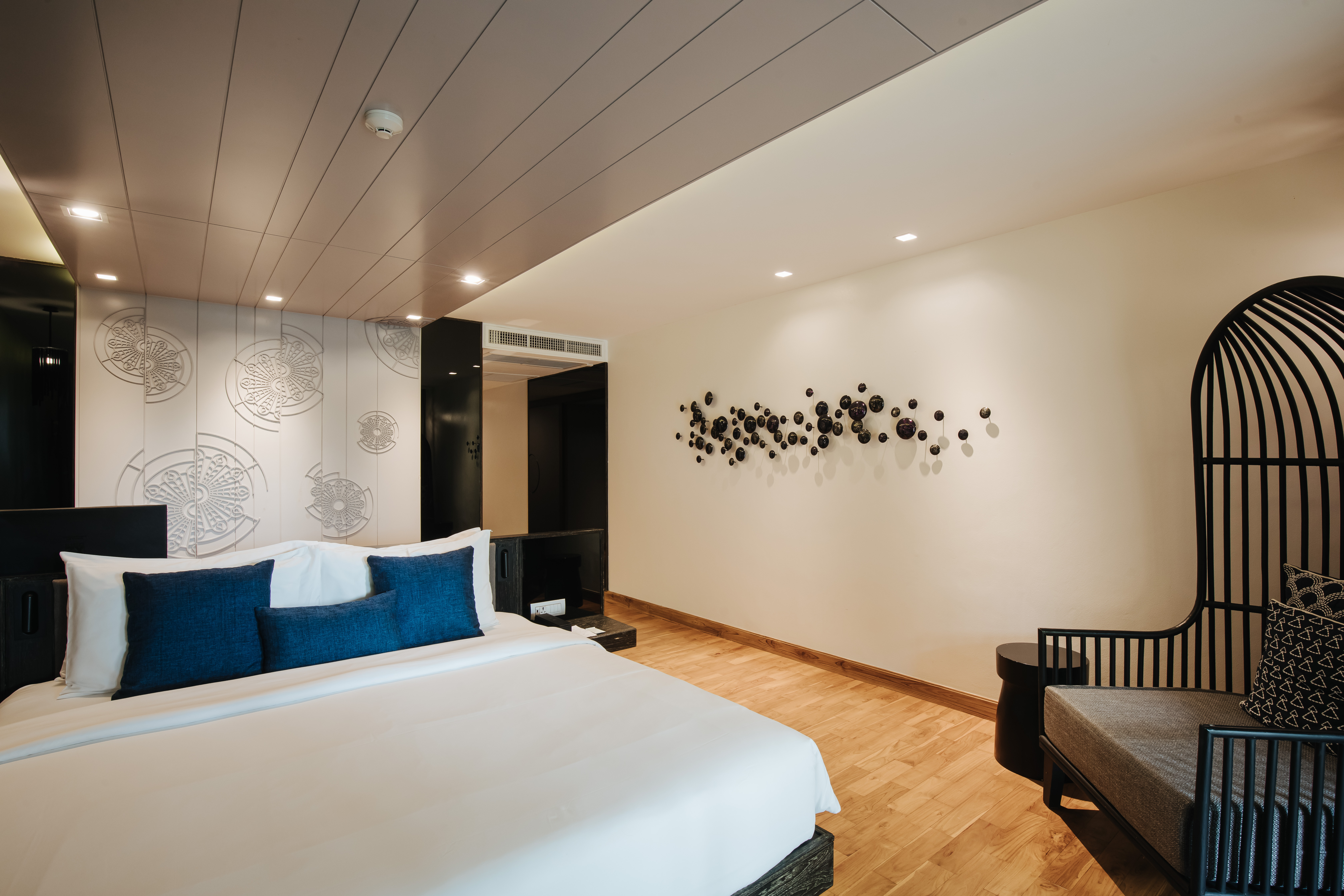 Pool Suite