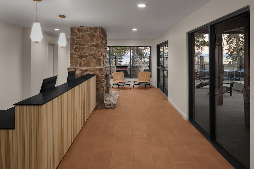 evo Hotel Tahoe City 29/50