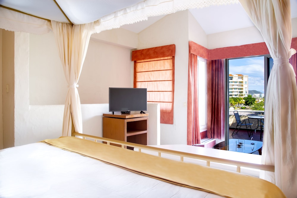 Isla Mazatlan Residence Club 7/33