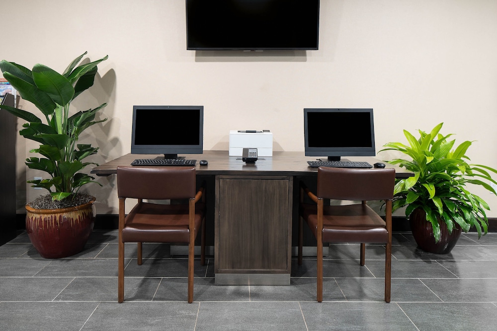 Four Points By Sheraton Oklahoma City Airport 30/32