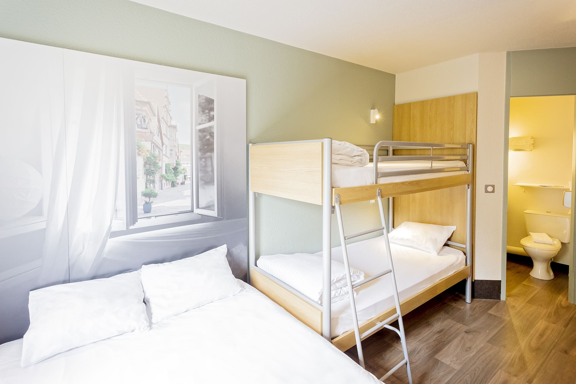 Quadruple room